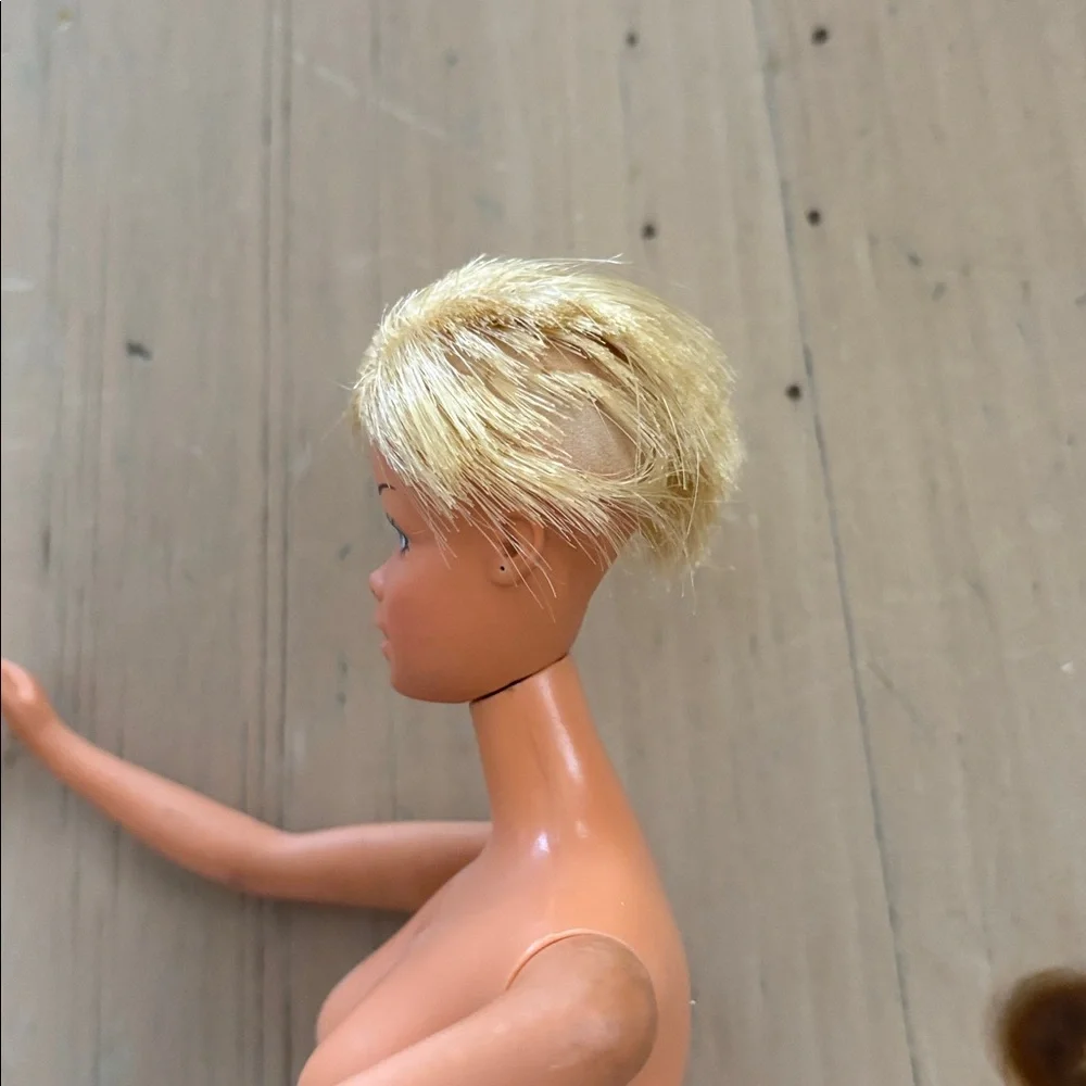 Malibu Twist ‘n Turn Barbie
